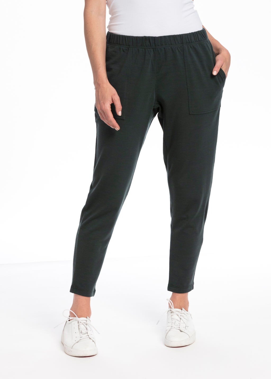 Brass Monkeys - 100% Pure Merino Wool - Leggings - Made in New Zealand -  Warm & Soft Womens Thermal Base Layer Pants - Perfect for Sports, Black  Small : Amazon.co.uk: Sports & Outdoors